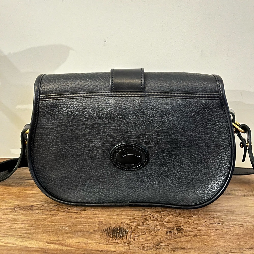 Dooney & Bourke Vintage Black Leather Crossbody Bag with Strap - Picture 2 of 7